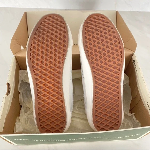 Vans x Notre Old Skool off white sneakers
